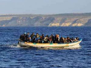 Migranti: 14 persone accolte in acone